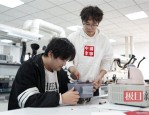 湖北经济学院电子创新实验室：获奖作品背后的秘密基地，以老带新传承再出发