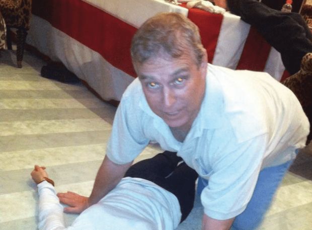 特朗普疯狂__特朗普发疯