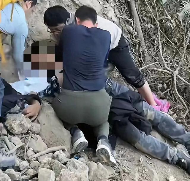 女网红徒步西藏直播时遇难__都匀归兰山徒步