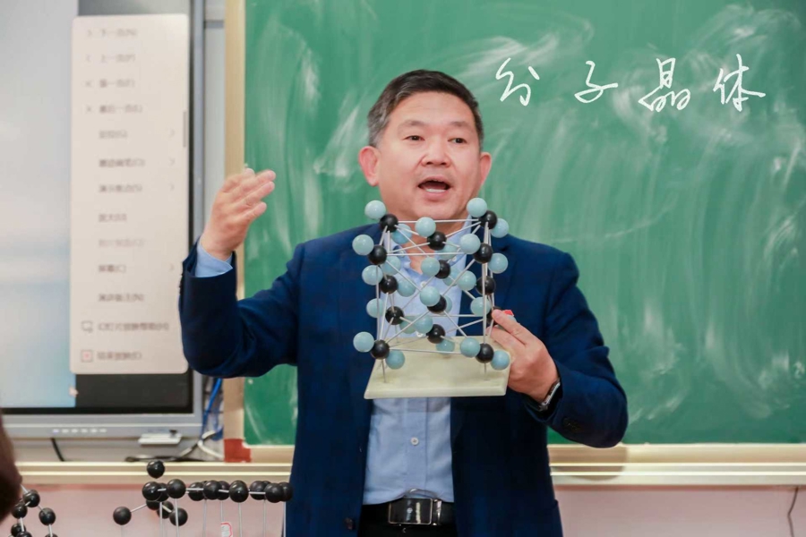 教育局副局长回高中做教师，需要迈过几道坎？_教育局副局长回高中做教师，需要迈过几道坎？_