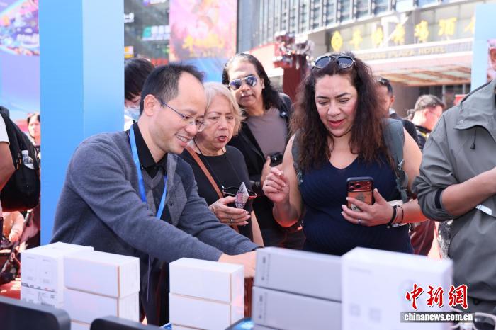 _“广货行天下”春季行动消费电子专场促销活动走进深圳_消费天下app